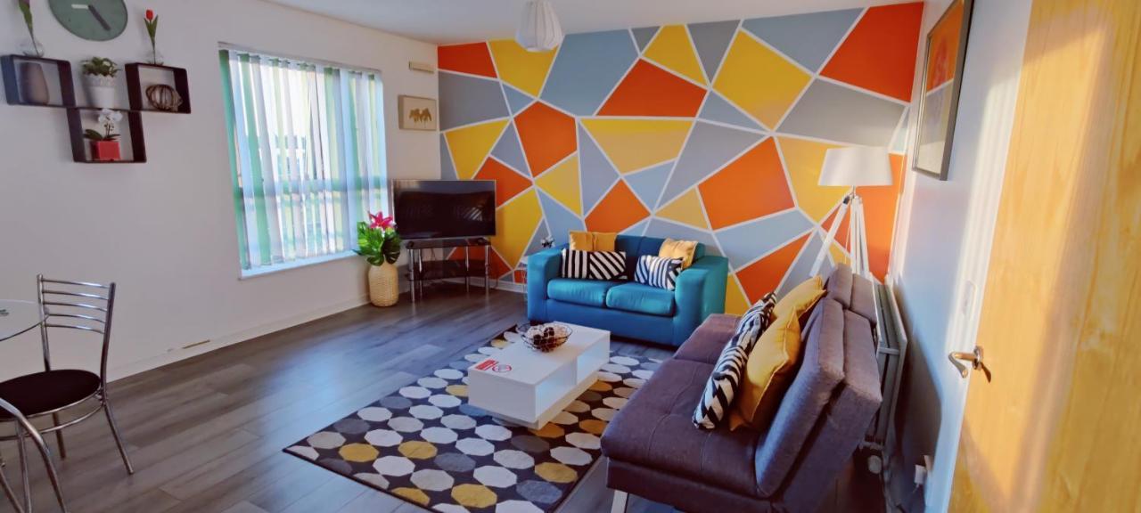 The Pent House - Lushio Apartments Нортхемптон Экстерьер фото